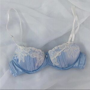 Elegant Trim vintage Light Blue Bra